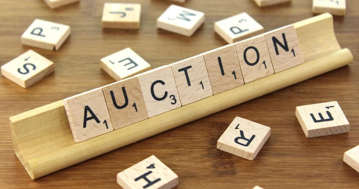Auction VS Private Treaty