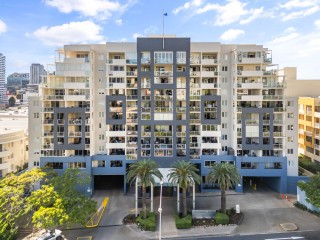 120m2 Ground Floor Resort Style Apartment Close to Everything